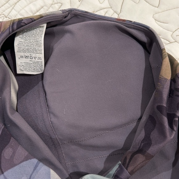 Athleta Conscious Crop Bra - Picture 4 of 4